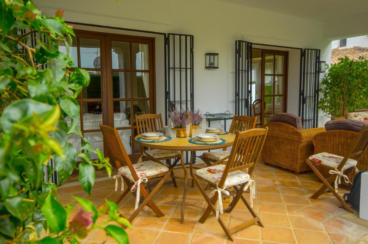 Villa Del Mar- Private Swimming Pool Next To The Beach Estepona Exterior foto